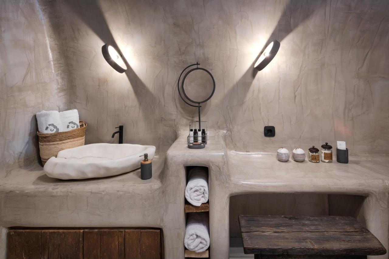 Villa Satori Caves By Thireon à Oia  Extérieur photo