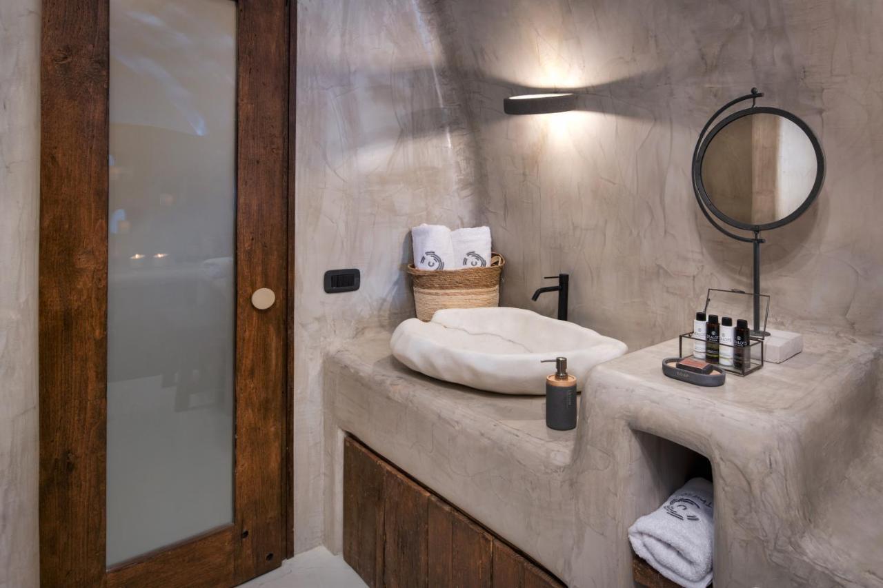 Villa Satori Caves By Thireon à Oia  Extérieur photo